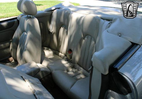 Used 2002 Jaguar XK8 Convertible image 22