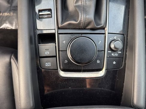 Used 2023 MAZDA MAZDA3 s image 31