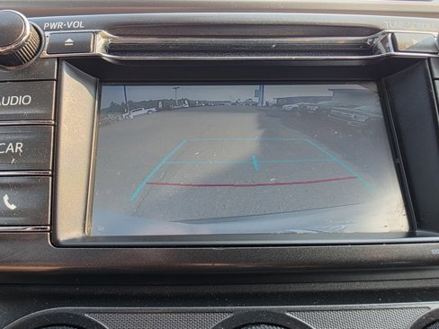Used 2015 Toyota RAV4 LE image 7