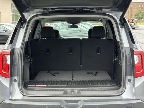 Used 2020 GMC Acadia SLE w/ Driver Convenience Package image 12