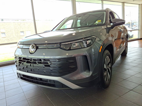 New 2025 Volkswagen Tiguan S image 3