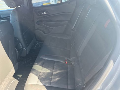 Used 2024 Chevrolet Trax RS w/ Sunroof Package image 23