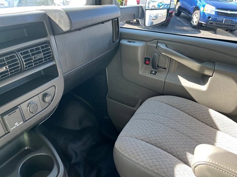 Used 2019 Chevrolet Express 3500 w/ Power Convenience Package image 27