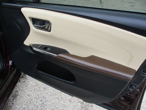 Used 2013 Toyota Avalon XLE Touring image 56