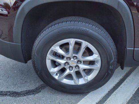 Used 2021 Chevrolet Traverse LT image 7