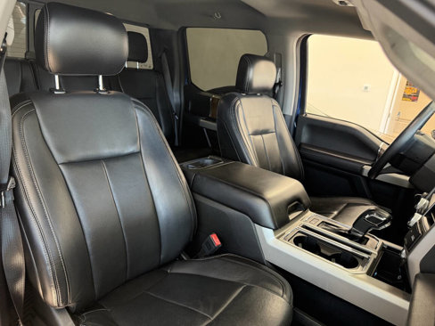 Used 2018 Ford F150 Lariat w/ Equipment Group 502A Luxury image 26