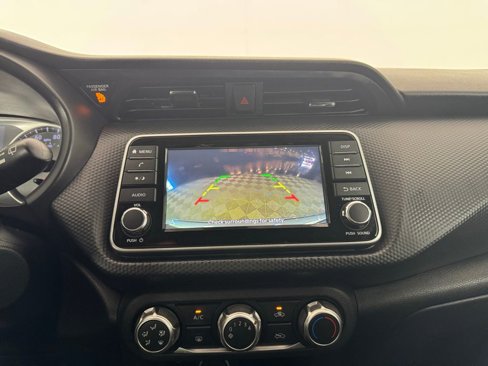 Used 2022 Nissan Kicks S image 23