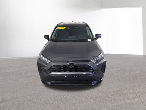 Used 2021 Toyota RAV4 LE image 49