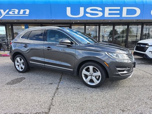 Used 2018 Lincoln MKC Premiere image 2
