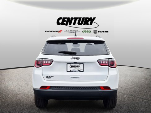 New 2025 Jeep Compass Latitude w/ Altitude Special Edition image 5