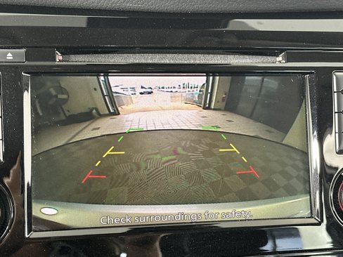 Used 2022 Nissan Rogue Sport S image 19