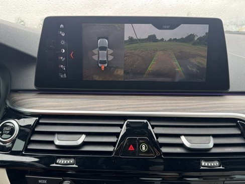 Used 2018 BMW 530e image 18