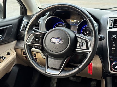 Used 2019 Subaru Outback 2.5i Premium image 24