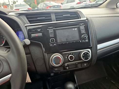 Used 2017 Honda Fit LX image 15