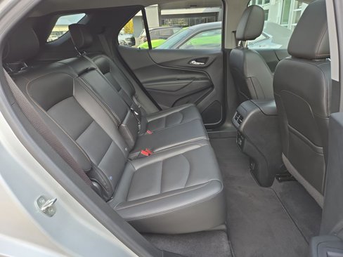 Used 2020 Chevrolet Equinox Premier image 16