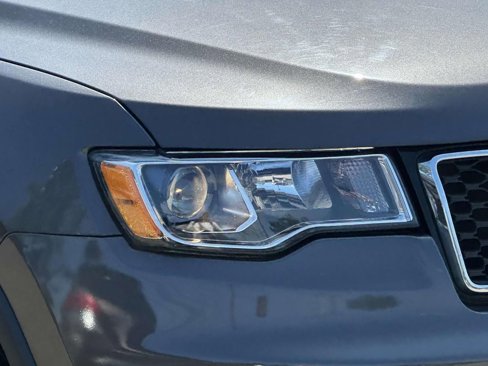 Used 2019 Jeep Grand Cherokee Limited image 8