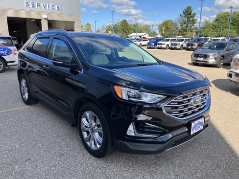 Used 2019 Ford Edge Titanium image 4