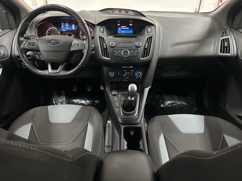 Used 2017 Ford Focus ST image 23