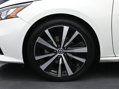 Used 2019 Nissan Altima 2.5 SR image 23