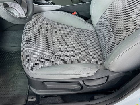 Used 2011 Hyundai Sonata GLS image 18