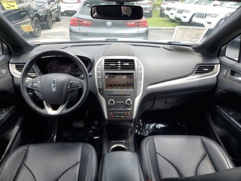 Used 2018 Lincoln MKC Premiere image 13