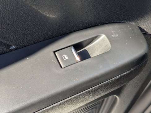 New 2025 Ford Escape ST-Line w/ Tech Pack #1 image 27