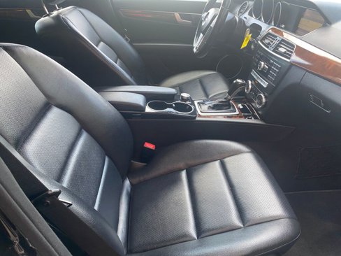 Used 2012 Mercedes-Benz C 300 Sport image 22