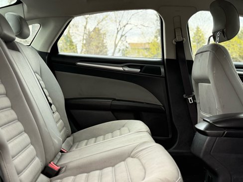 Used 2013 Ford Fusion S image 28