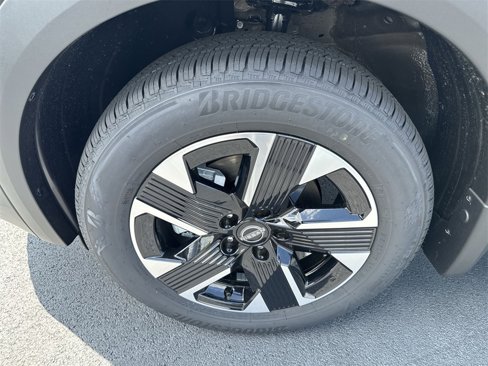 New 2025 Nissan Kicks SV image 16