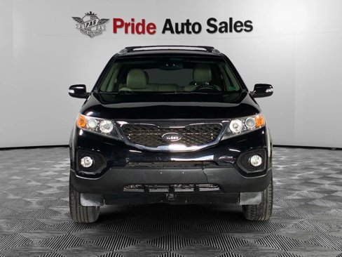 Used 2011 Kia Sorento EX w/ Premium Pkg image 2
