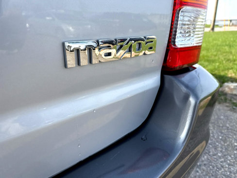 Used 2003 MAZDA Tribute LX image 11