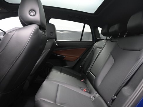 Used 2022 Volkswagen ID.4 Pro S w/ Gradient Package image 25