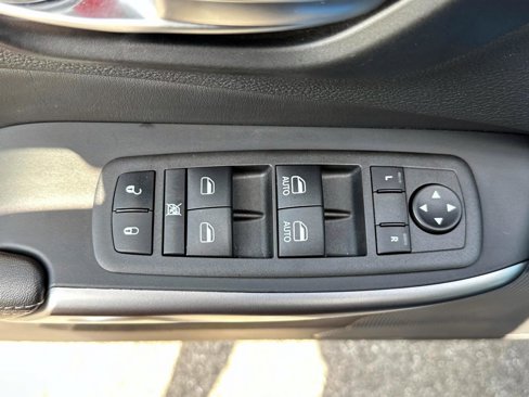 Used 2022 Jeep Cherokee Latitude Lux image 21