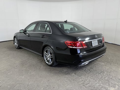 Used 2014 Mercedes-Benz E 350 4MATIC Sedan image 5