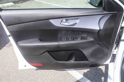 Certified 2023 Kia Forte LXS w/ LXS Technology Package image 21