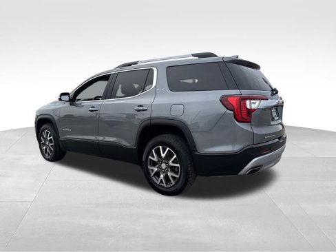 Used 2021 GMC Acadia SLE w/ Driver Convenience Package image 3