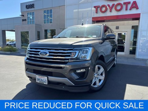 Used 2019 Ford Expedition XLT w/ Equipment Group 202A image 3