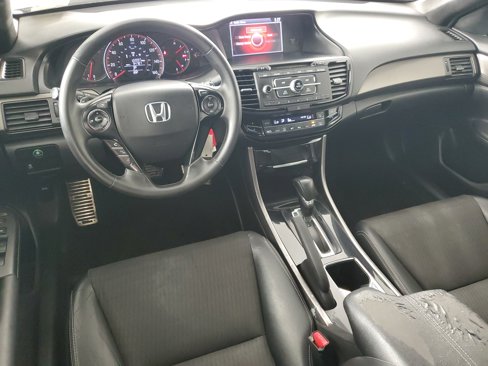 Used 2016 Honda Accord Sport image 15