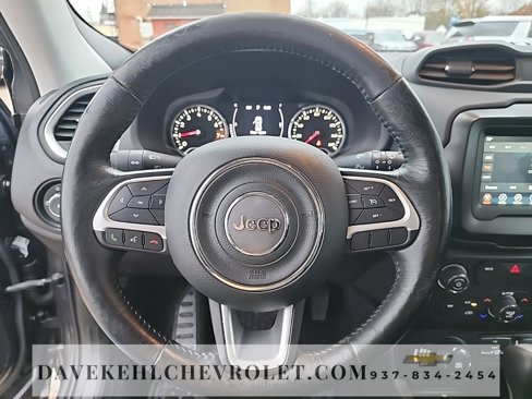Used 2020 Jeep Renegade Latitude w/ Cold Weather Group image 10