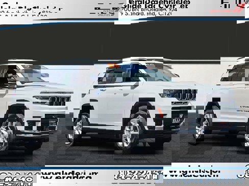 Certified 2023 Jeep Grand Cherokee L Laredo image 1