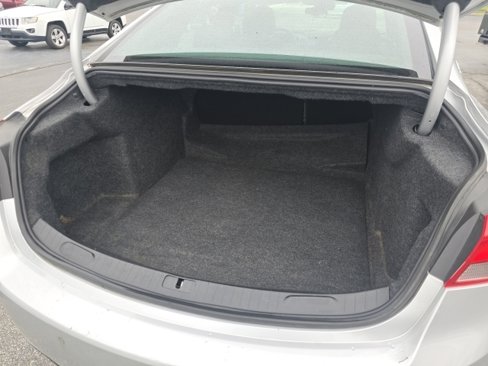 Used 2015 Chevrolet Impala LTZ image 12