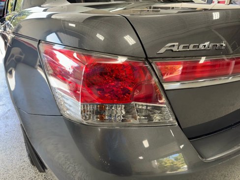 Used 2012 Honda Accord EX image 9