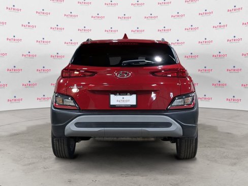 Used 2022 Hyundai Kona SEL image 4