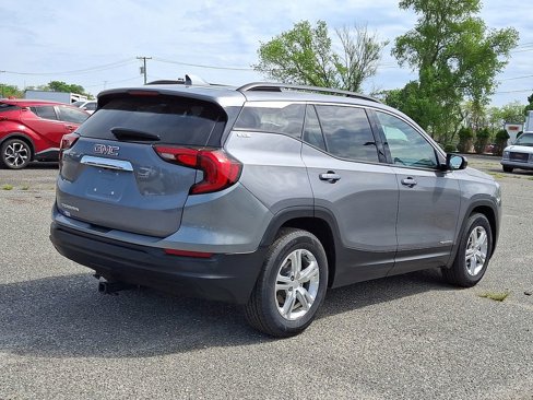 Used 2020 GMC Terrain SLE w/ Driver Convenience Package image 12