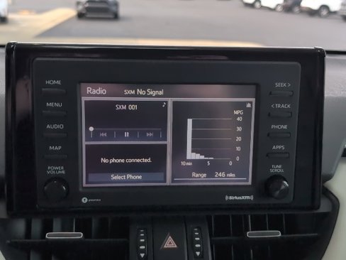 Used 2020 Toyota RAV4 XLE Premium image 33