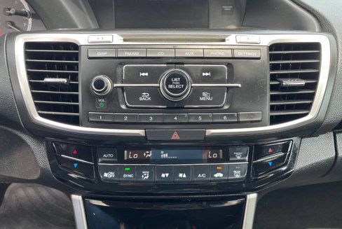 Used 2017 Honda Accord LX image 22