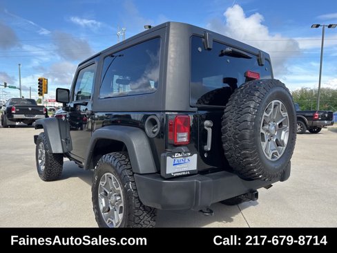 Used 2016 Jeep Wrangler Rubicon w/ Power Convenience Group image 12