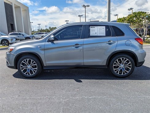 Used 2018 Mitsubishi Outlander Sport ES image 8