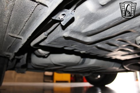 Used 1999 Lincoln Continental image 27