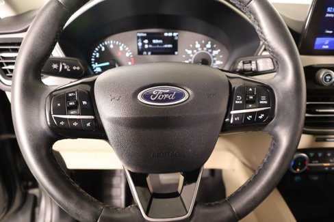 Used 2022 Ford Escape SEL image 3